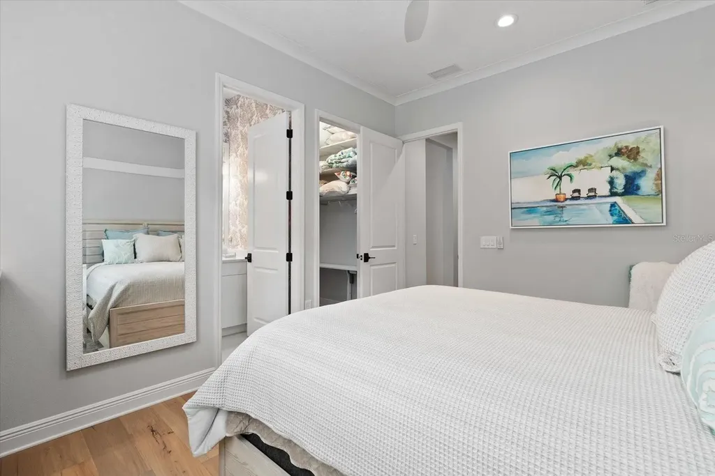 6353 Isla Del Ray Avenue Sarasota FL 34240