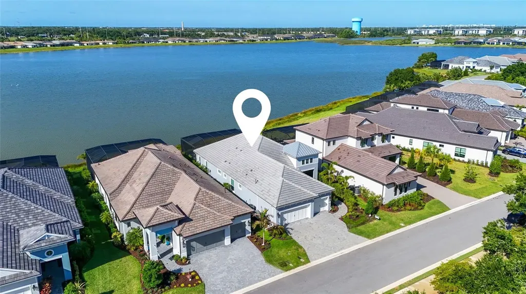 6353 Isla Del Ray Avenue Sarasota FL 34240