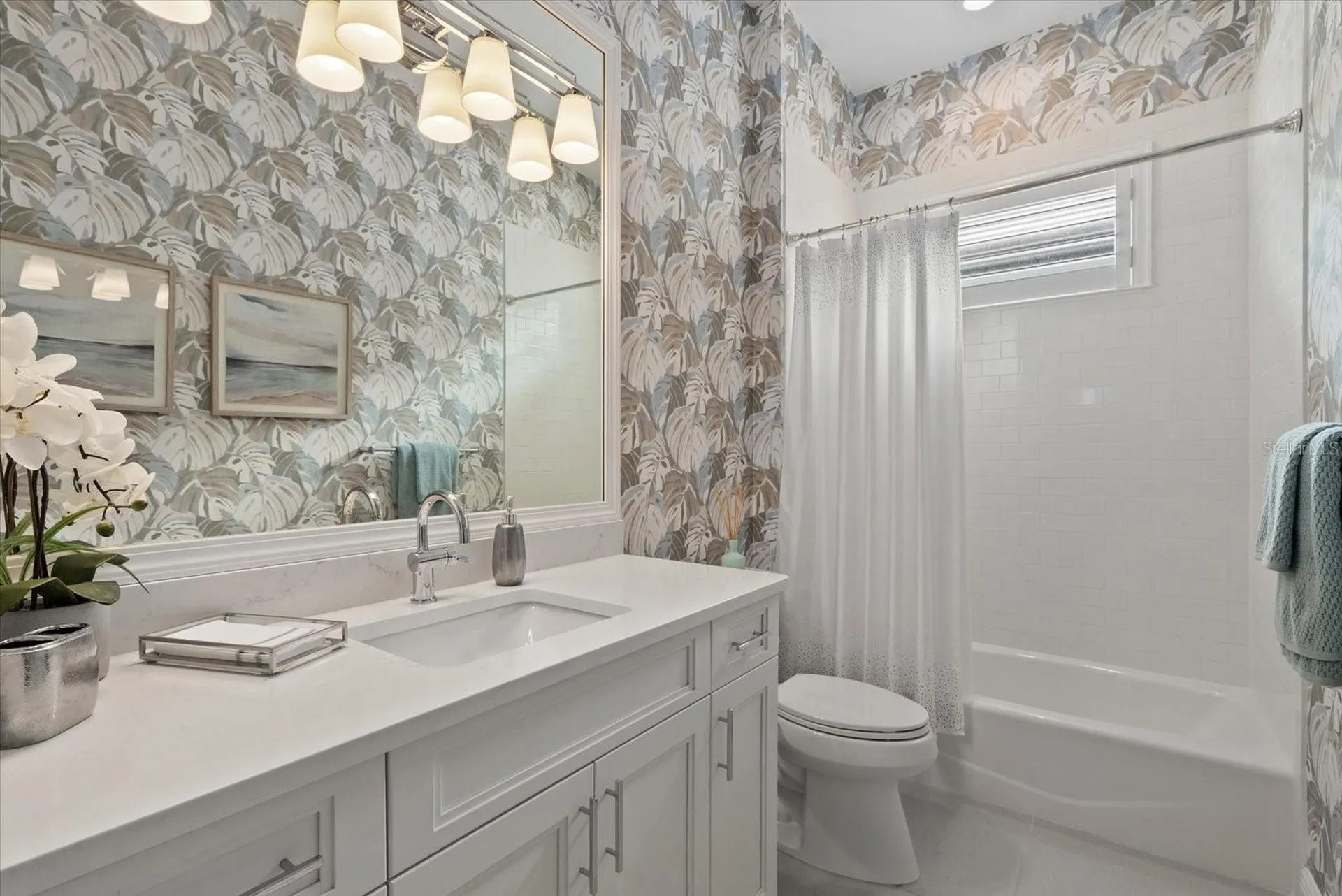 6353 Isla Del Ray Avenue Sarasota FL 34240