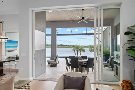 6353 Isla Del Ray Avenue Sarasota FL 34240