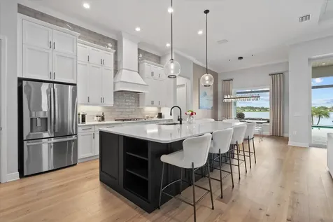 6353 Isla Del Ray Avenue Sarasota FL 34240