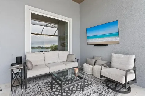 6353 Isla Del Ray Avenue Sarasota FL 34240