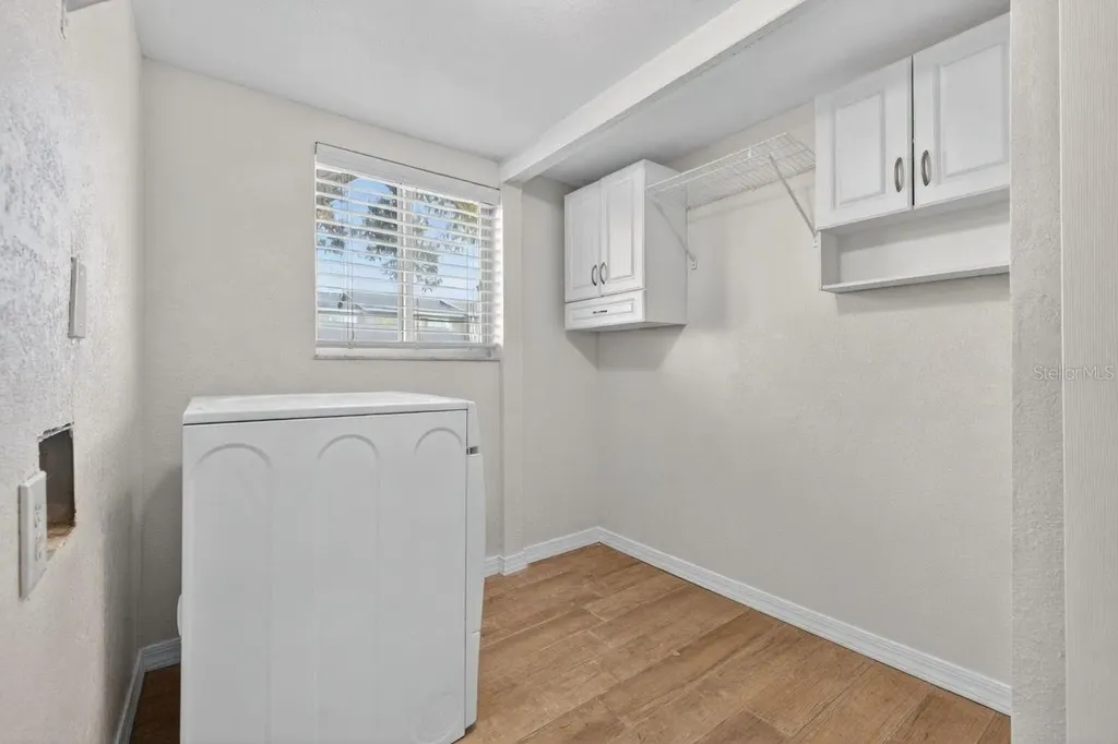 6490 Cape Hatteras Way NE St Petersburg FL 33702