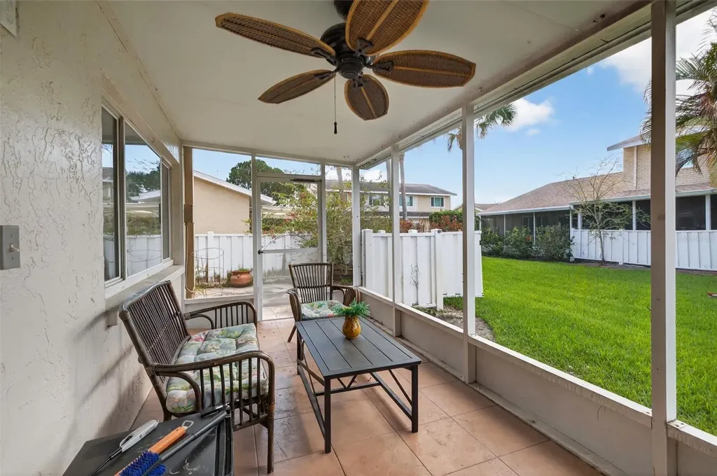 6490 Cape Hatteras Way NE St Petersburg FL 33702