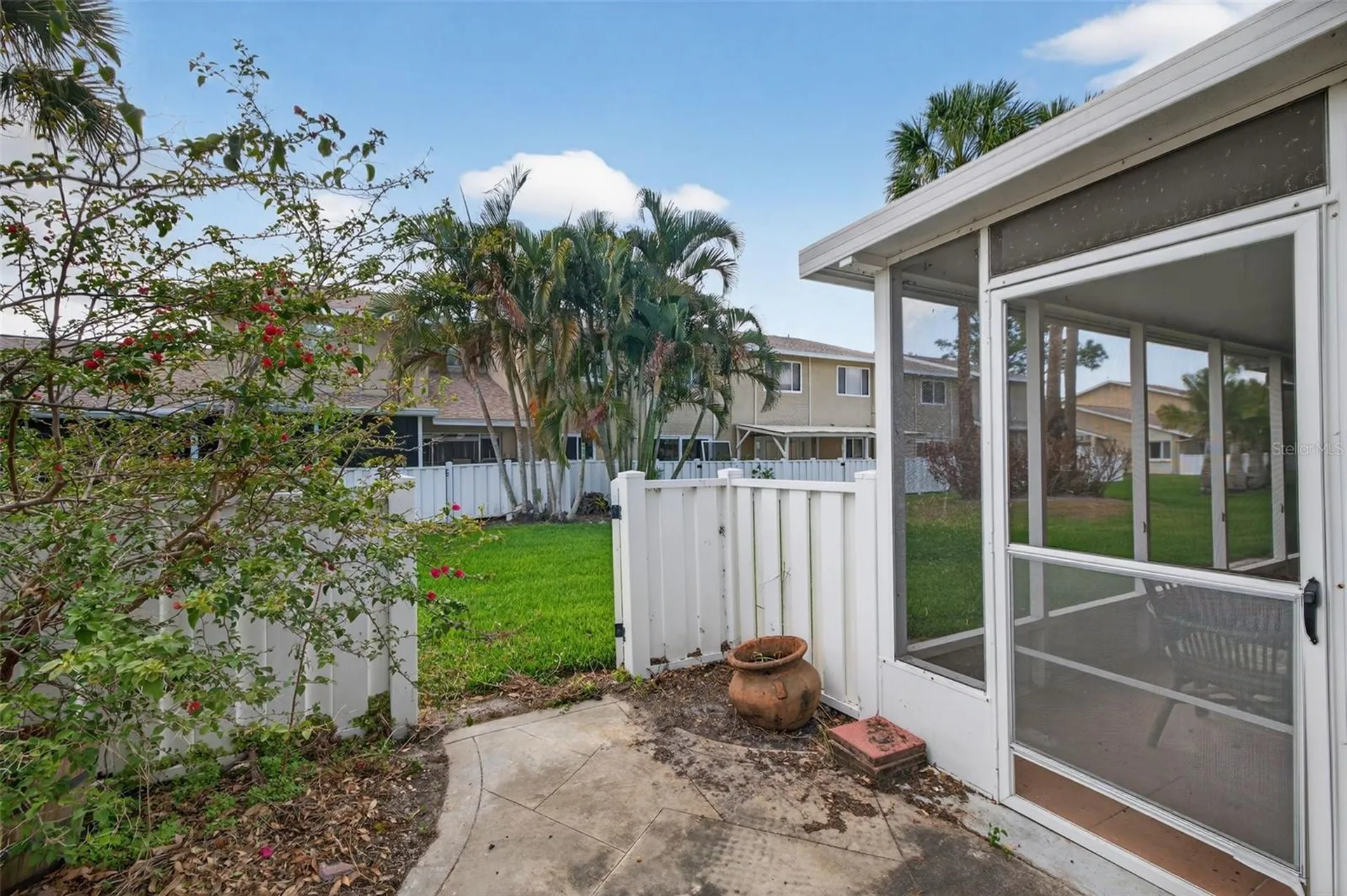 6490 Cape Hatteras Way NE St Petersburg FL 33702