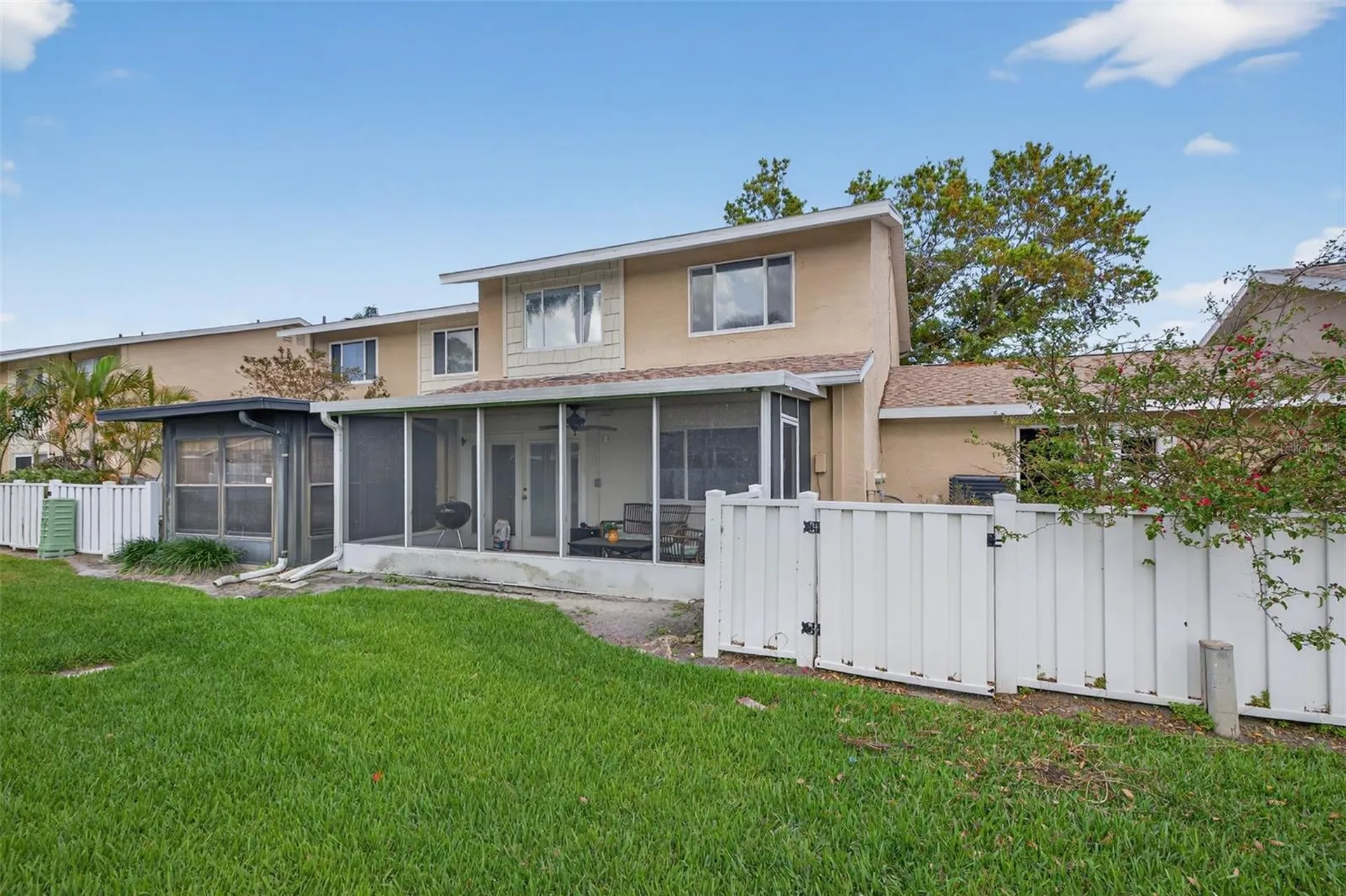 6490 Cape Hatteras Way NE St Petersburg FL 33702