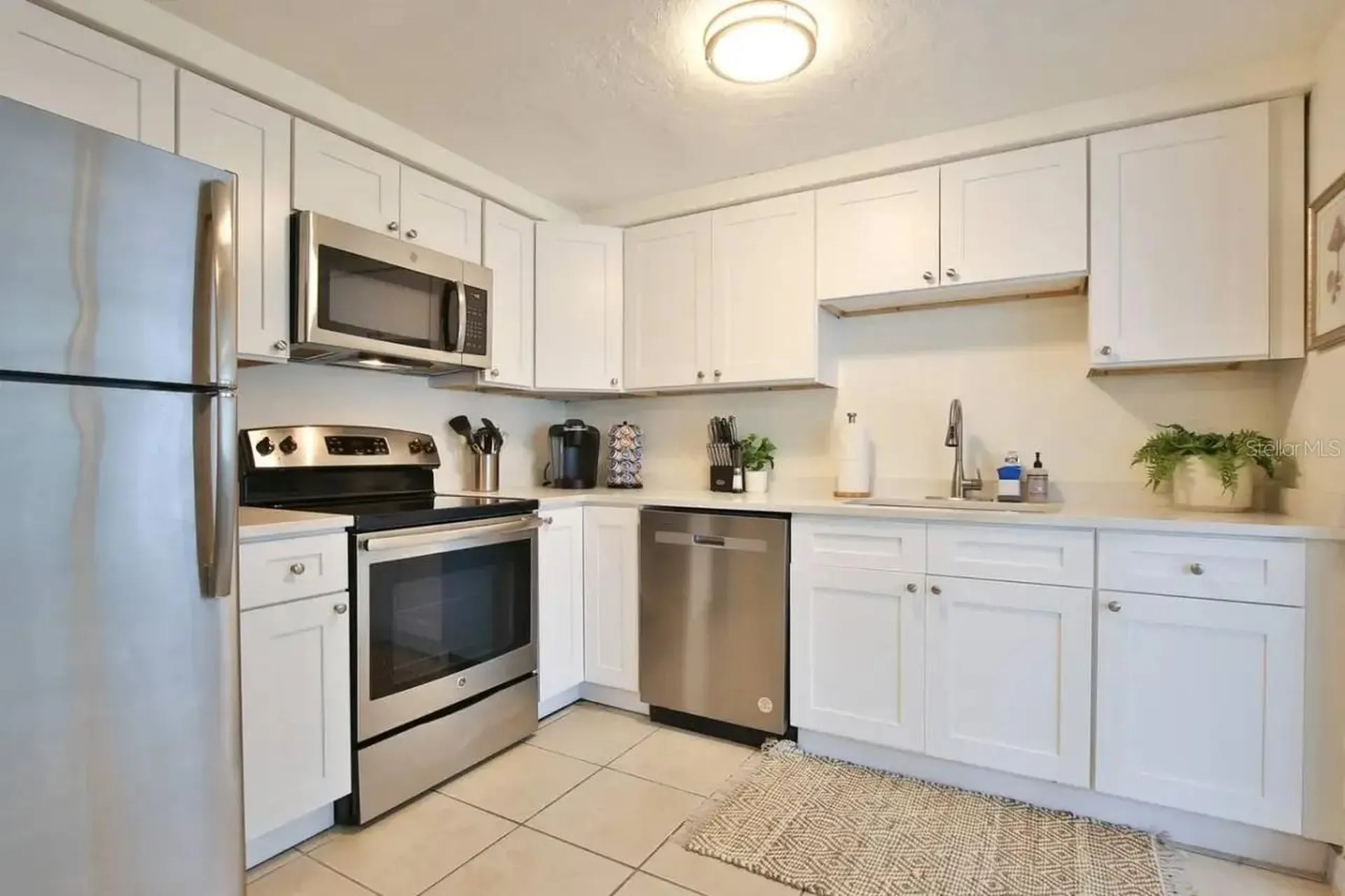 5622 S Lockwood Ridge Road Sarasota FL 34231