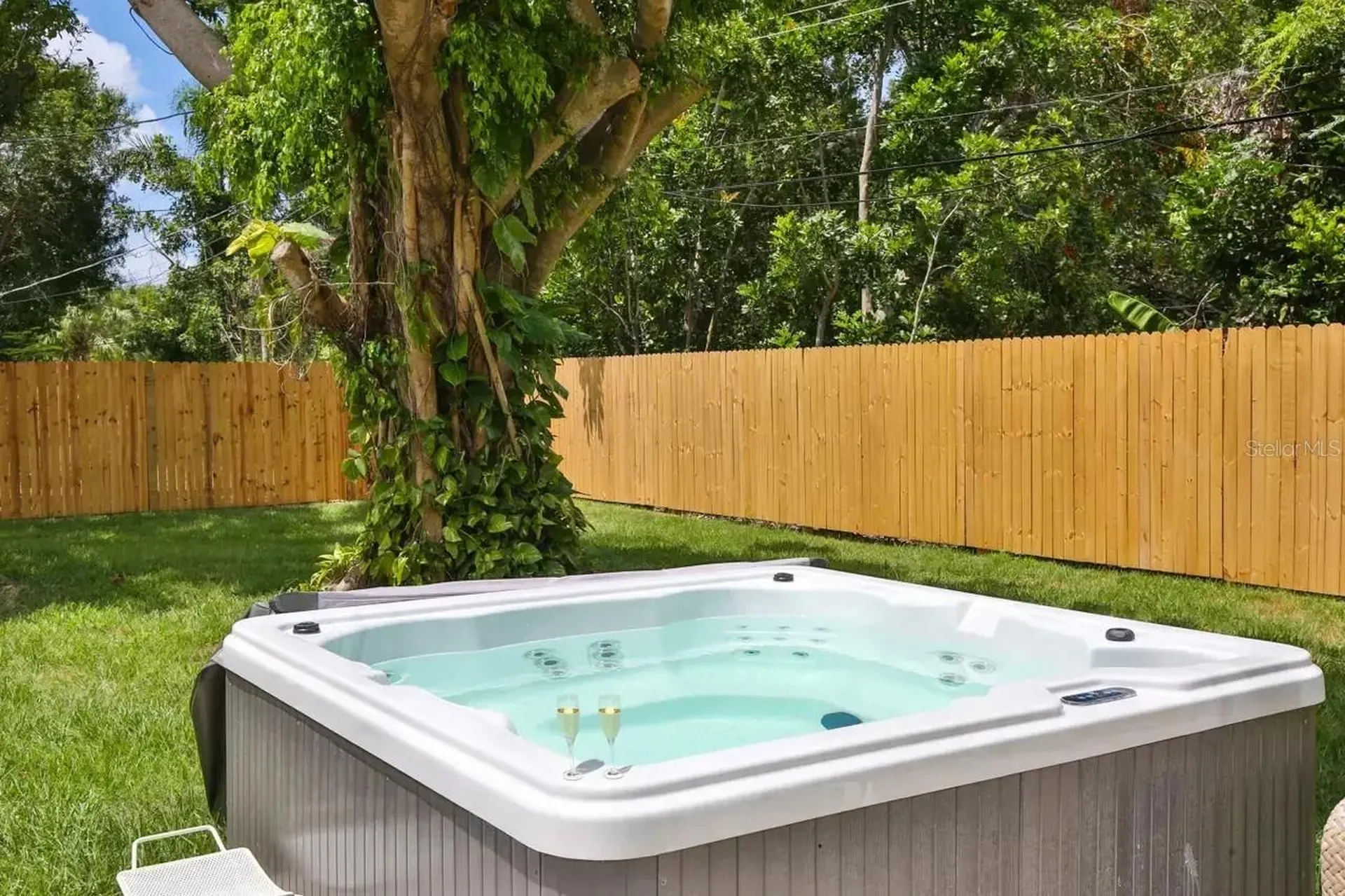 5622 S Lockwood Ridge Road Sarasota FL 34231
