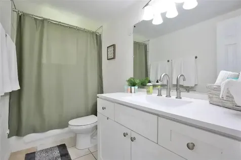 5622 S Lockwood Ridge Road Sarasota FL 34231