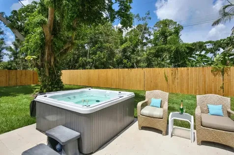 5622 S Lockwood Ridge Road Sarasota FL 34231