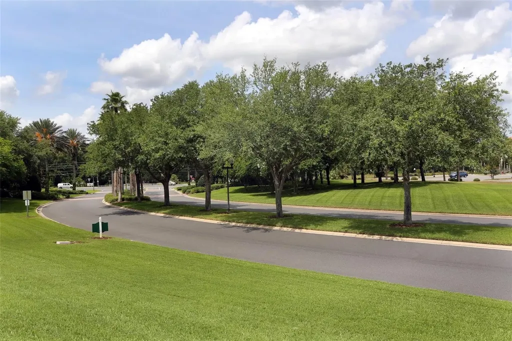 26903 Honeymoon Avenue Leesburg FL 34748