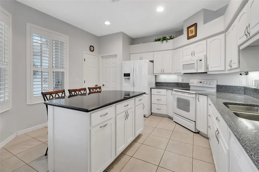 26903 Honeymoon Avenue Leesburg FL 34748