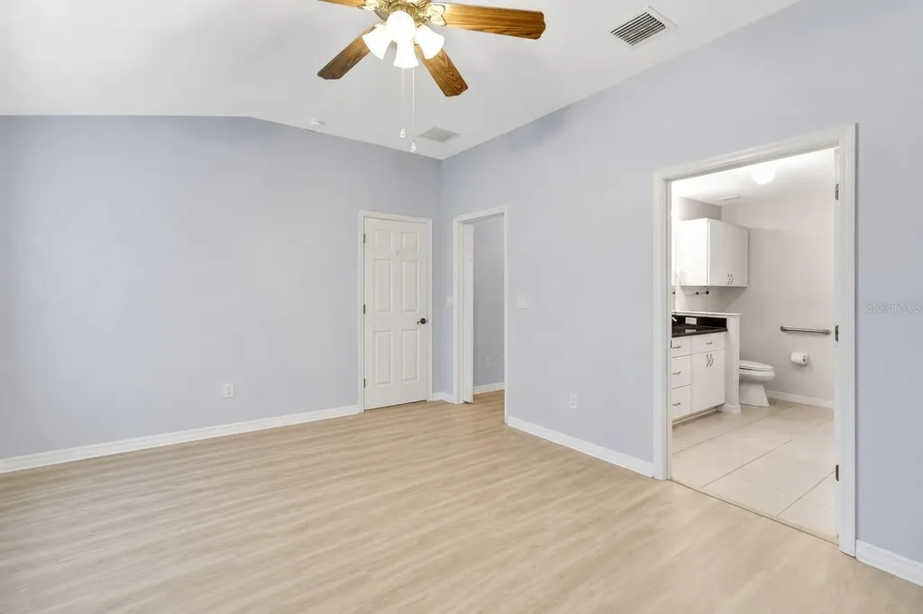 26903 Honeymoon Avenue Leesburg FL 34748