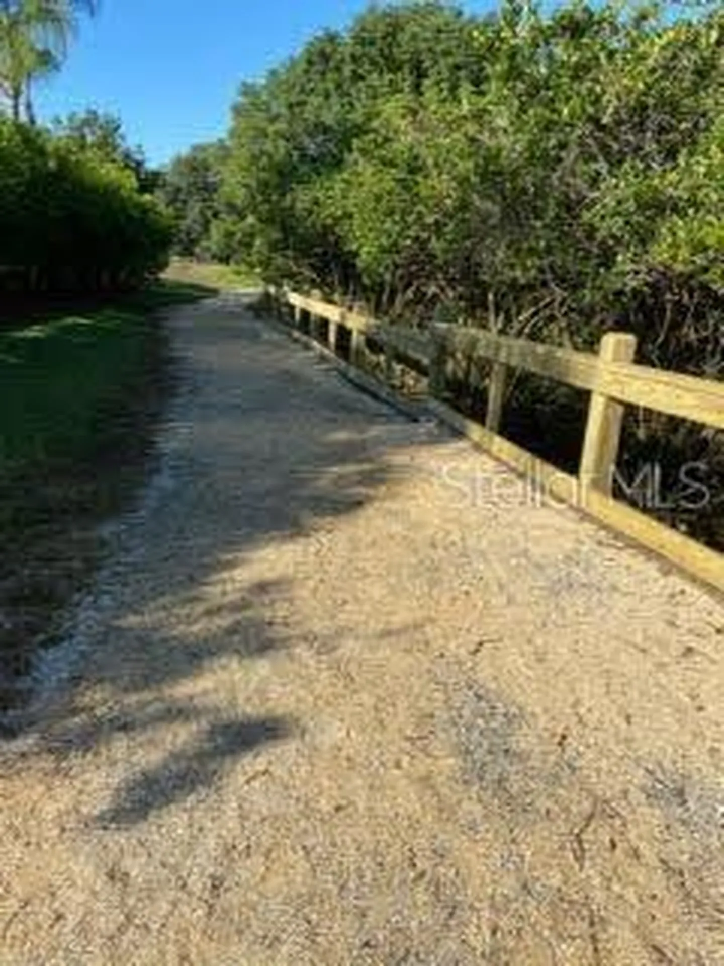 26903 Honeymoon Avenue Leesburg FL 34748