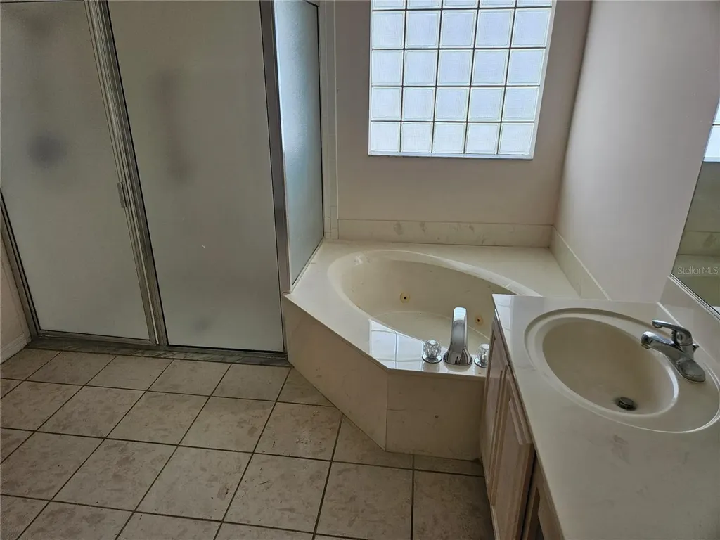 2421 E Del Webb Boulevard Sun City Center FL 33573