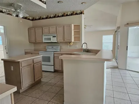2421 E Del Webb Boulevard Sun City Center FL 33573