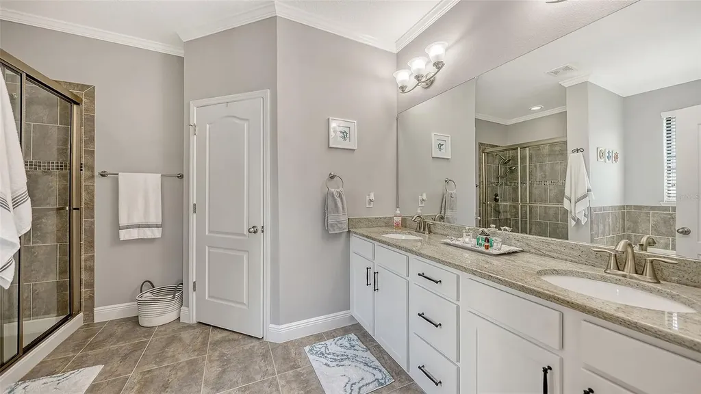 8143 36th Street E Sarasota FL 34243