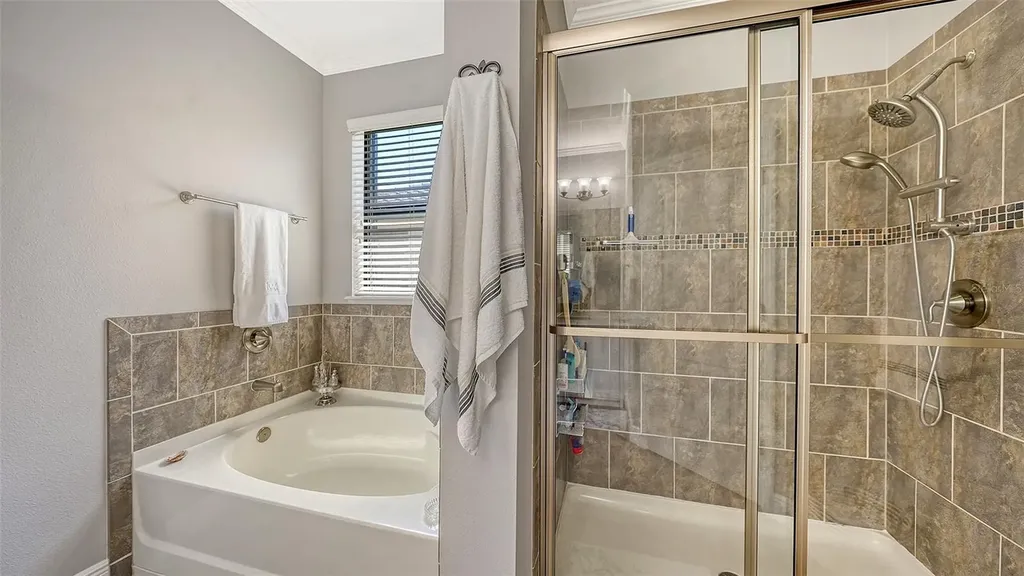 8143 36th Street E Sarasota FL 34243