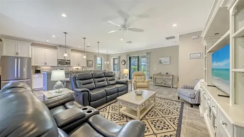 8143 36th Street E Sarasota FL 34243