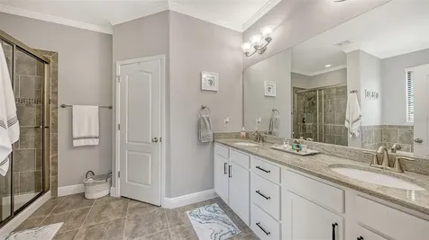 8143 36th Street E Sarasota FL 34243