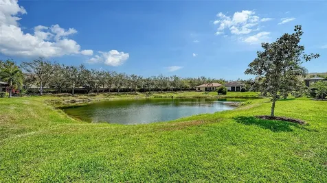 8143 36th Street E Sarasota FL 34243