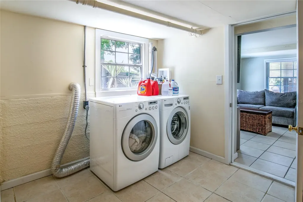 809 Poinsettia Drive Eustis FL 32726