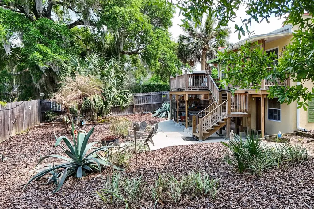 809 Poinsettia Drive Eustis FL 32726