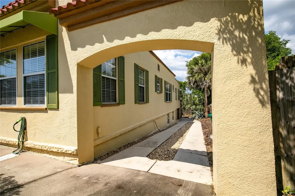 809 Poinsettia Drive Eustis FL 32726