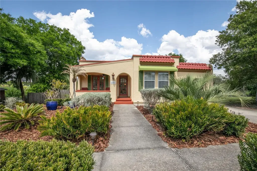 809 Poinsettia Drive Eustis FL 32726