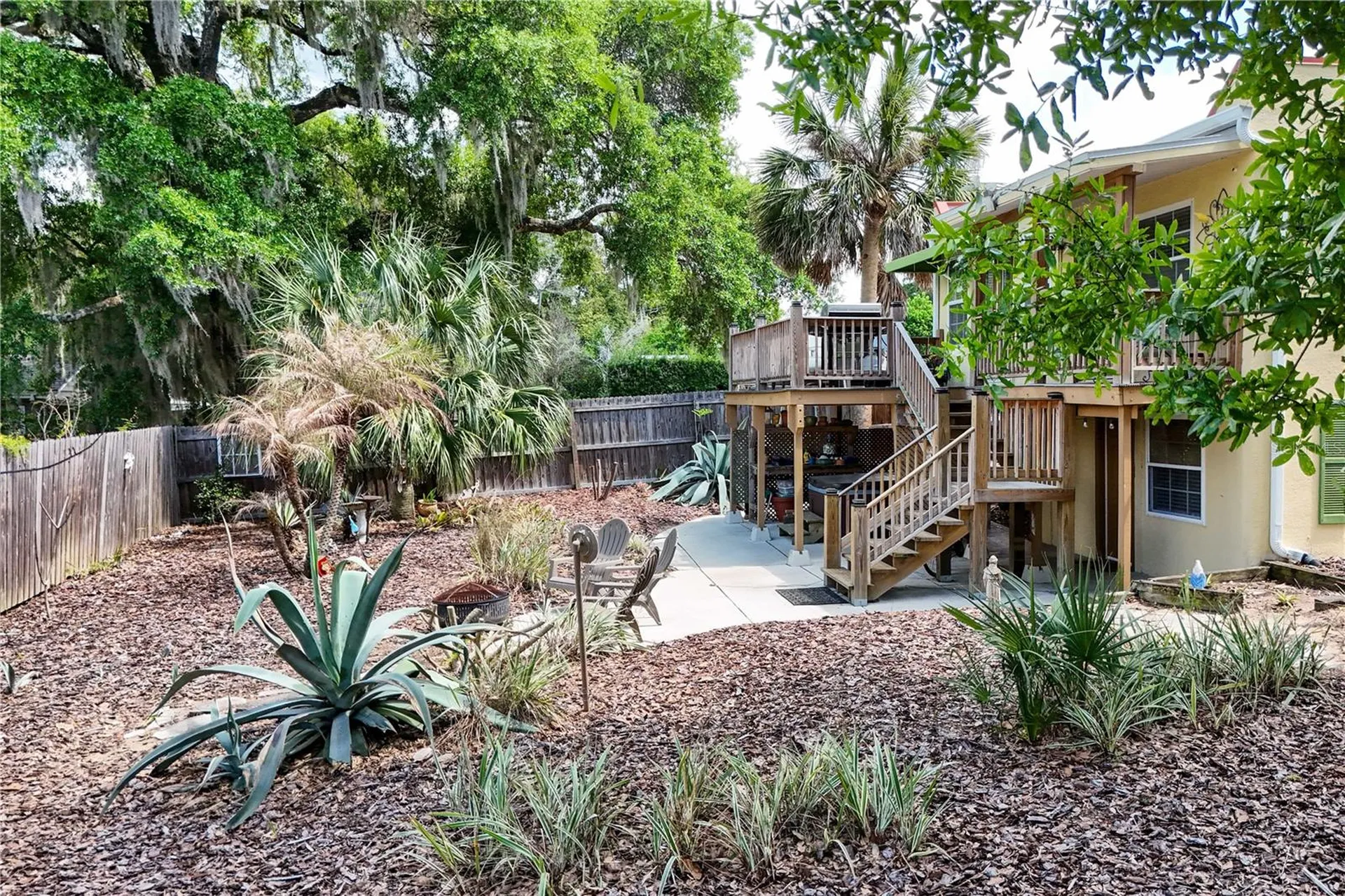 809 Poinsettia Drive Eustis FL 32726