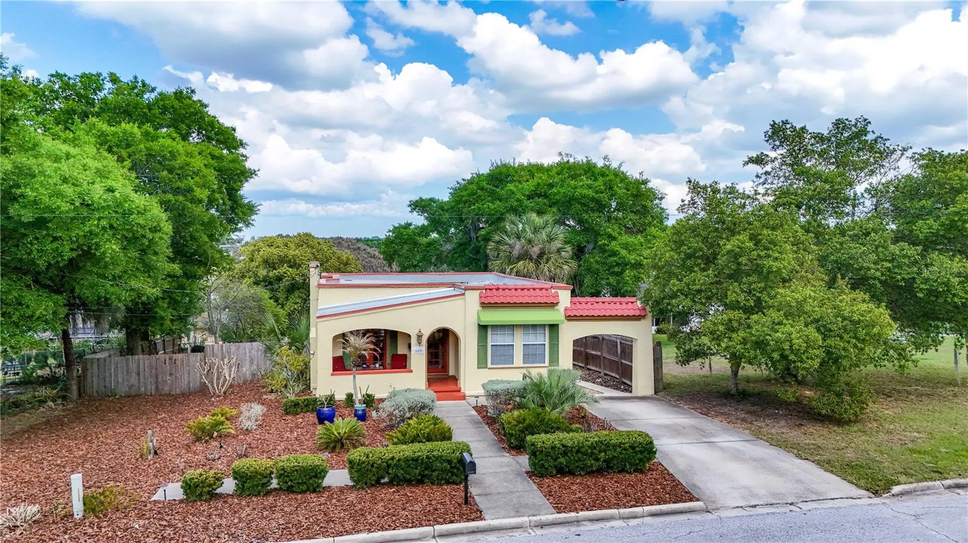 809 Poinsettia Drive Eustis FL 32726