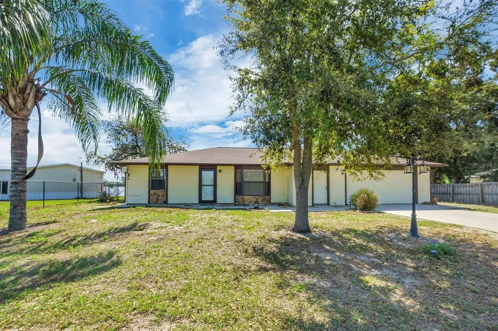 1660 Parks Lake Road Lake Wales FL 33898