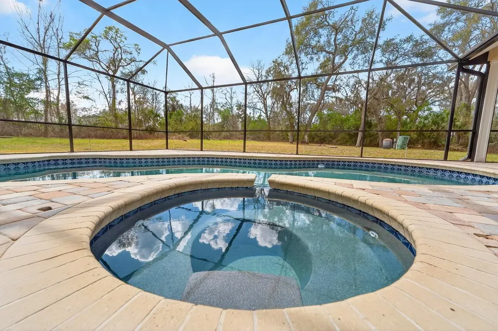 4610 Clarksdale Lane Brandon FL 33511