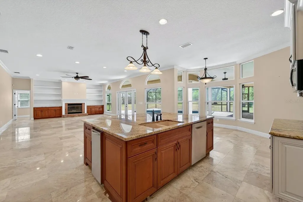 4610 Clarksdale Lane Brandon FL 33511