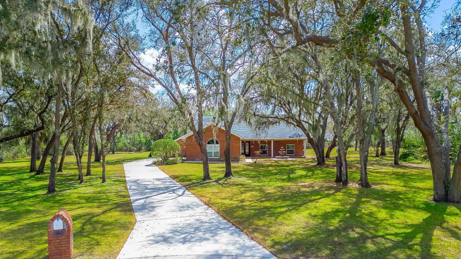 4610 Clarksdale Lane Brandon FL 33511