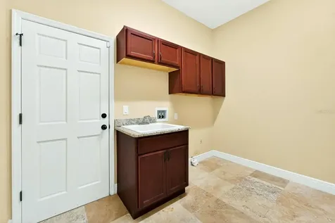 4610 Clarksdale Lane Brandon FL 33511