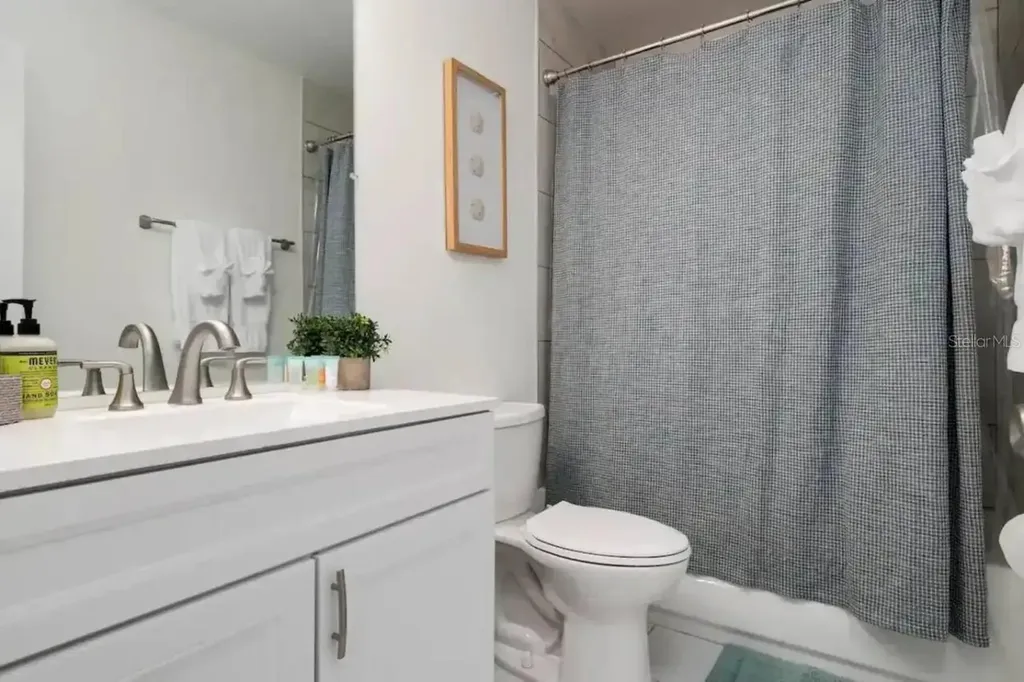 2539 Trinidad Street Sarasota FL 34231