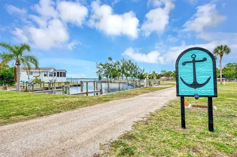 7500 Park Pointe Drive Englewood FL 34224