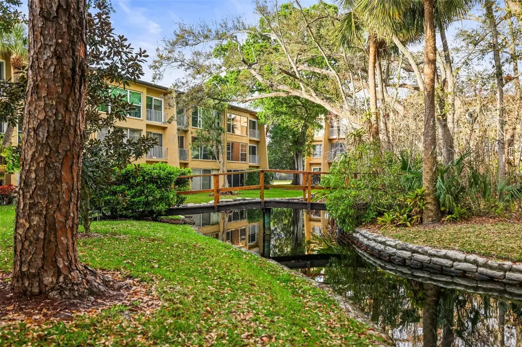 225 Country Club Drive Largo FL 33771