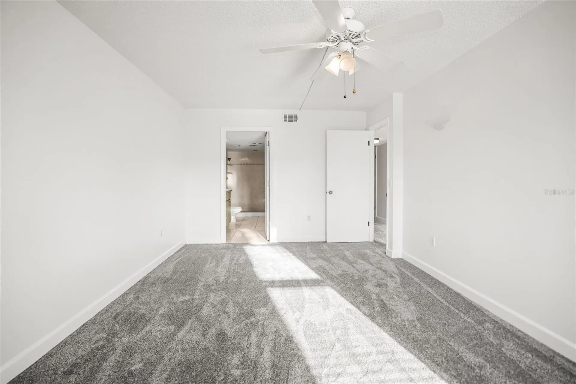 225 Country Club Drive Largo FL 33771