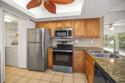 225 Country Club Drive Largo FL 33771