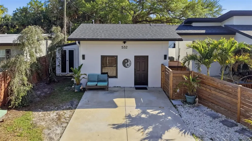 532 31st Street S St Petersburg FL 33712