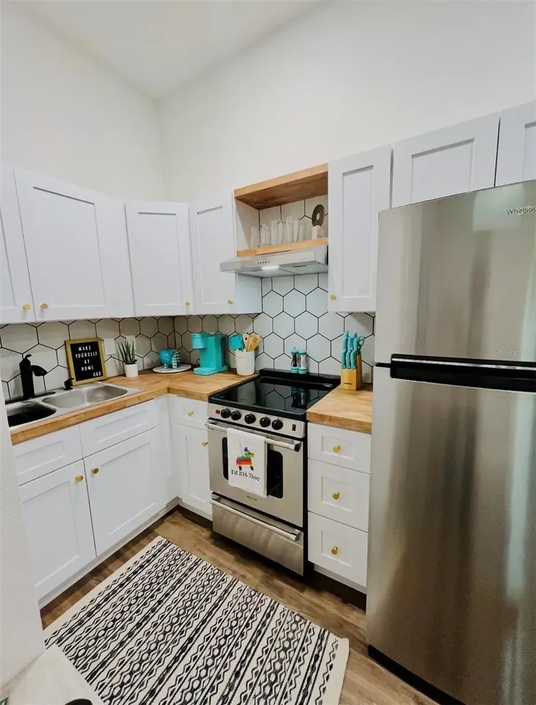 532 31st Street S St Petersburg FL 33712