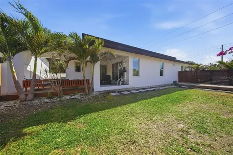 532 31st Street S St Petersburg FL 33712