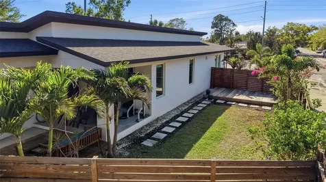532 31st Street S St Petersburg FL 33712