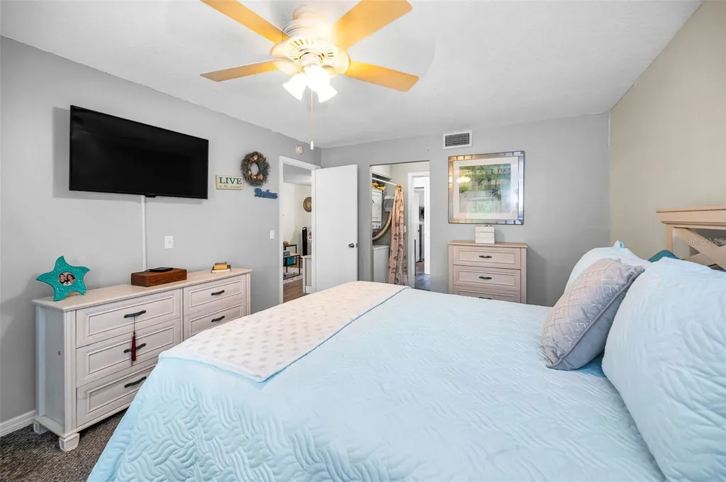 1175 Mission Circle Clearwater FL 33759