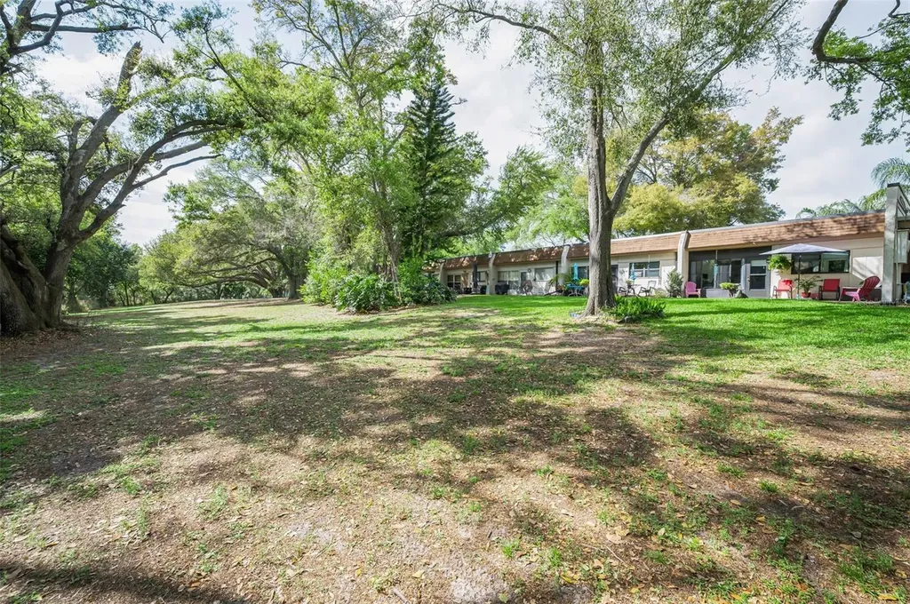 1175 Mission Circle Clearwater FL 33759