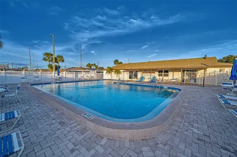 1175 Mission Circle Clearwater FL 33759