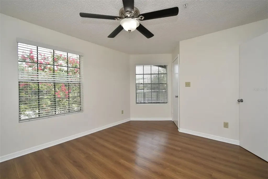216 Afton Square Altamonte Springs FL 32714
