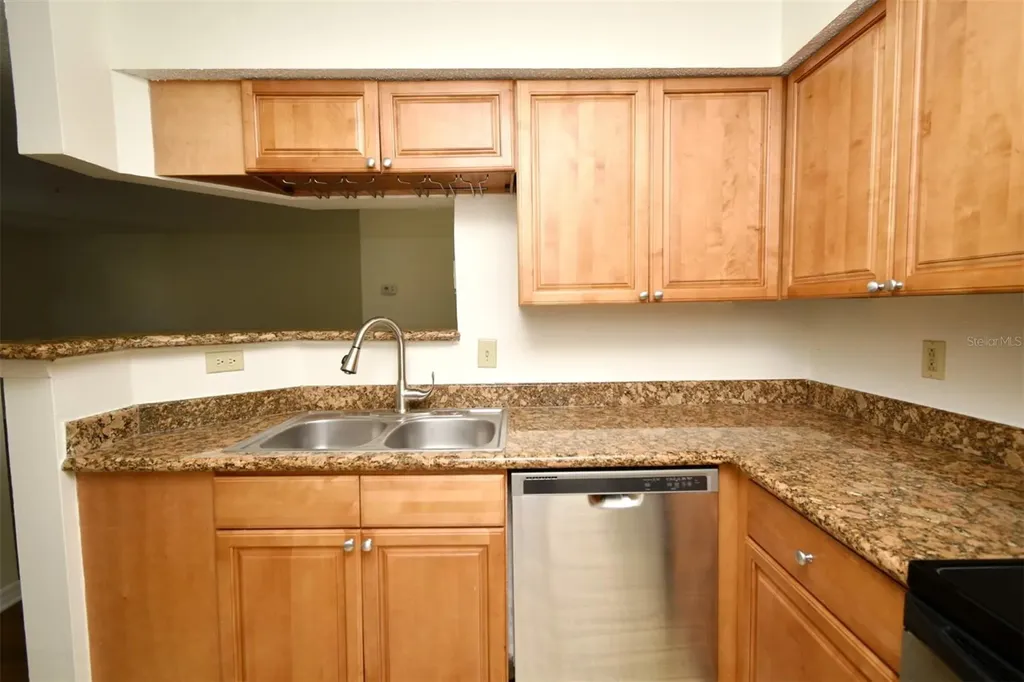 216 Afton Square Altamonte Springs FL 32714